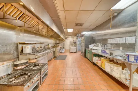 Turn-key Restaurant For Sale High Traffic Hialeah Plaza Hialeah FL 33010