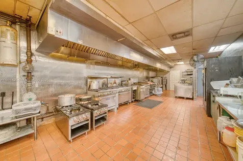 Turn-key Restaurant For Sale High Traffic Hialeah Plaza Hialeah FL 33010