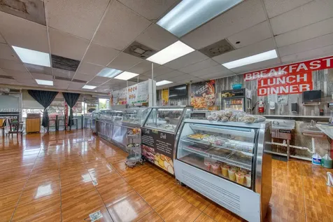 Turn-key Restaurant For Sale High Traffic Hialeah Plaza Hialeah FL 33010