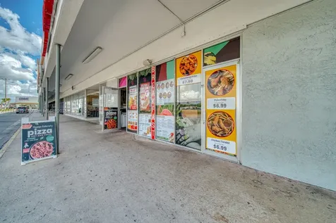 Turn-key Restaurant For Sale High Traffic Hialeah Plaza Hialeah FL 33010