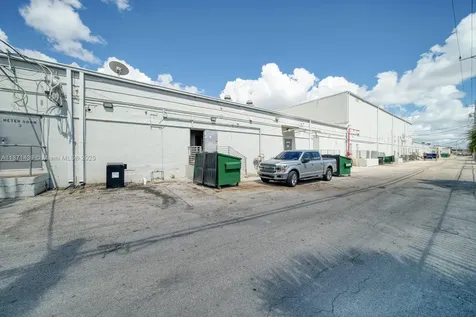 Turn-key Restaurant For Sale High Traffic Hialeah Plaza Hialeah FL 33010