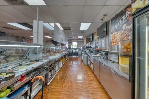 Turn-key Restaurant For Sale High Traffic Hialeah Plaza Hialeah FL 33010