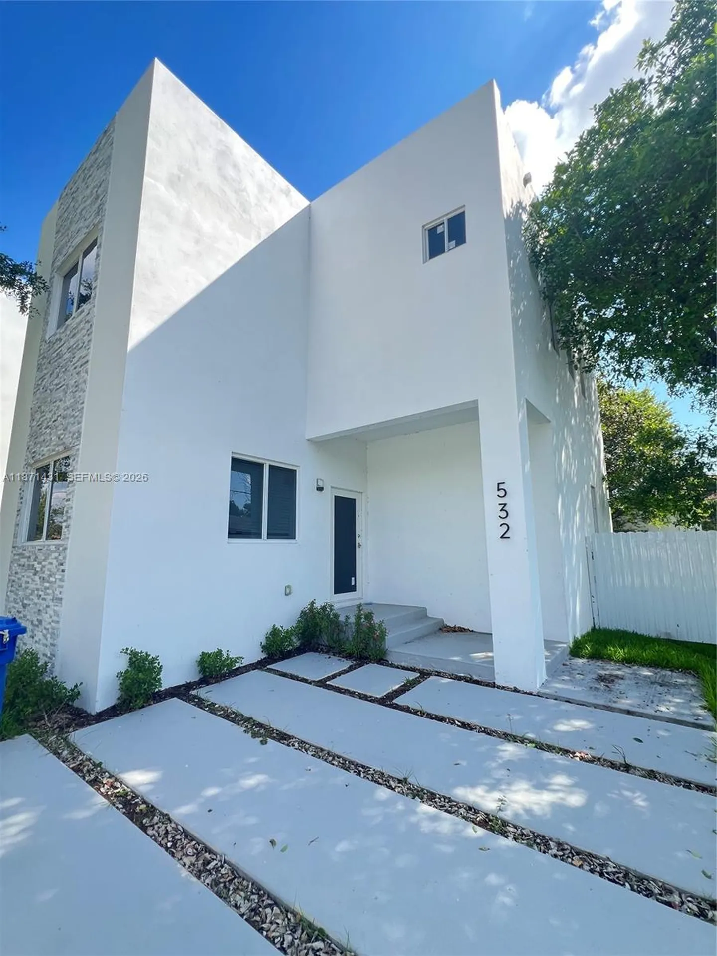 532 NW 17th Avenue Fort Lauderdale FL 33311