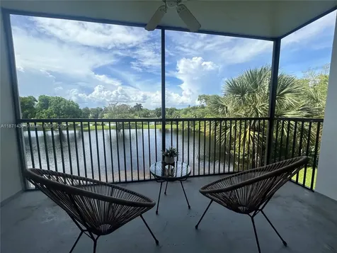 3993 Cypress Reach Court Pompano Beach FL 33069
