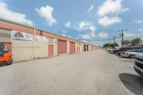 18625 SW 105 Avenue Miami FL 33157