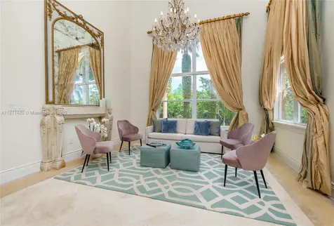 104 Paloma Drive Coral Gables FL 33143