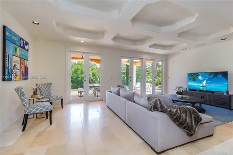 104 Paloma Drive Coral Gables FL 33143