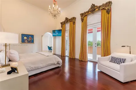 104 Paloma Drive Coral Gables FL 33143