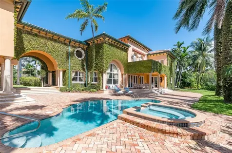 104 Paloma Drive Coral Gables FL 33143