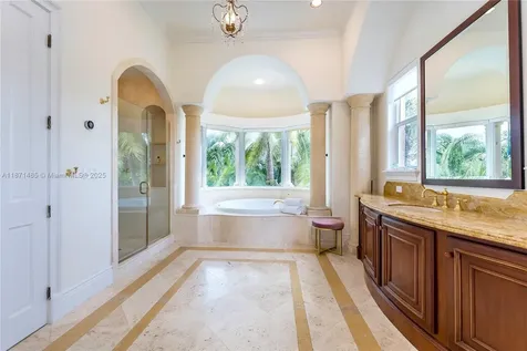 104 Paloma Drive Coral Gables FL 33143