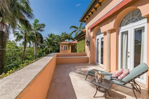 104 Paloma Drive Coral Gables FL 33143
