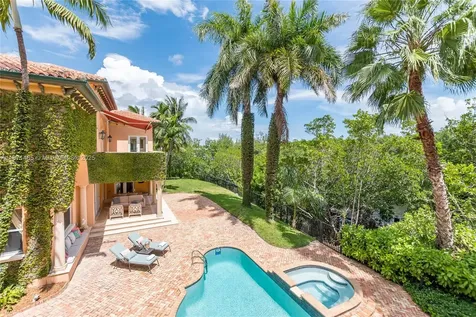 104 Paloma Drive Coral Gables FL 33143