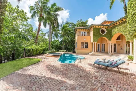104 Paloma Drive Coral Gables FL 33143