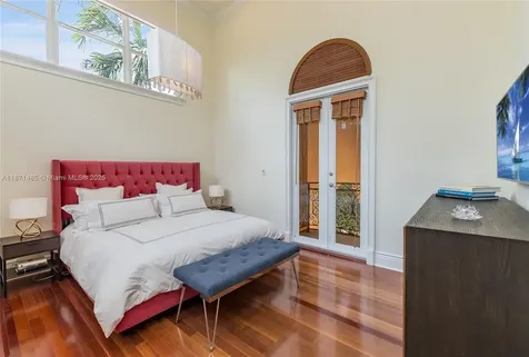 104 Paloma Drive Coral Gables FL 33143