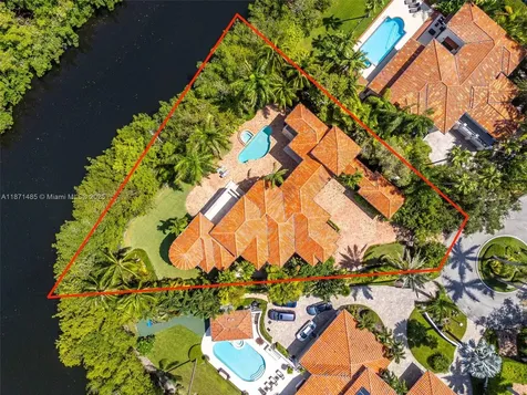 104 Paloma Drive Coral Gables FL 33143