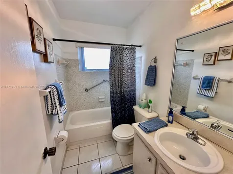 1145 SW 96th Avenue Miami FL 33174