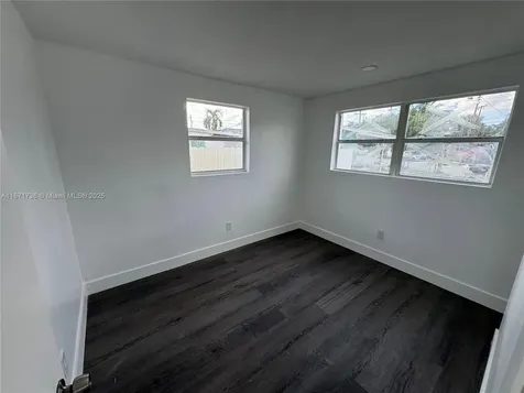 685 SE Park Drive Hialeah FL 33010