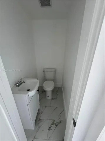 685 SE Park Drive Hialeah FL 33010