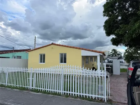 685 SE Park Drive Hialeah FL 33010