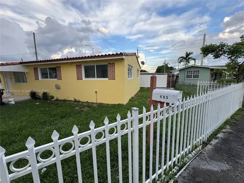 685 SE Park Drive Hialeah FL 33010