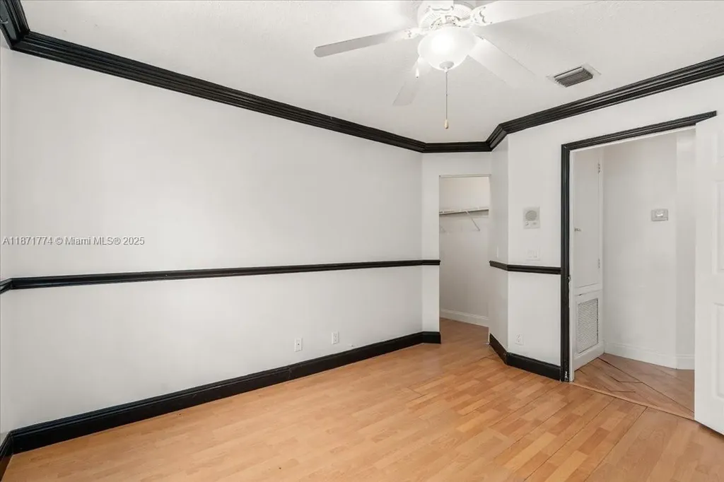 5095 NW 57th Way Coral Springs FL 33067