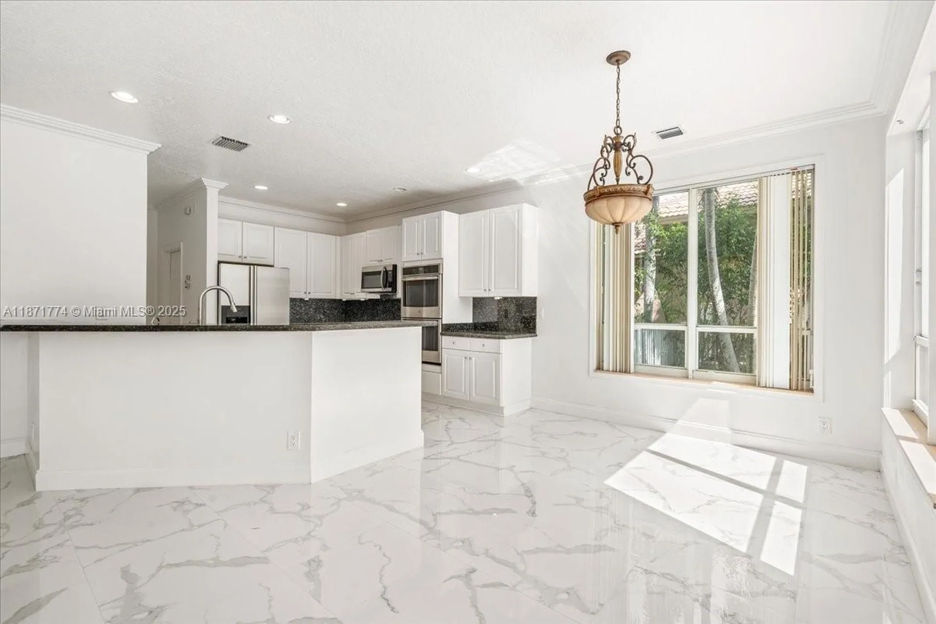 5095 NW 57th Way Coral Springs FL 33067