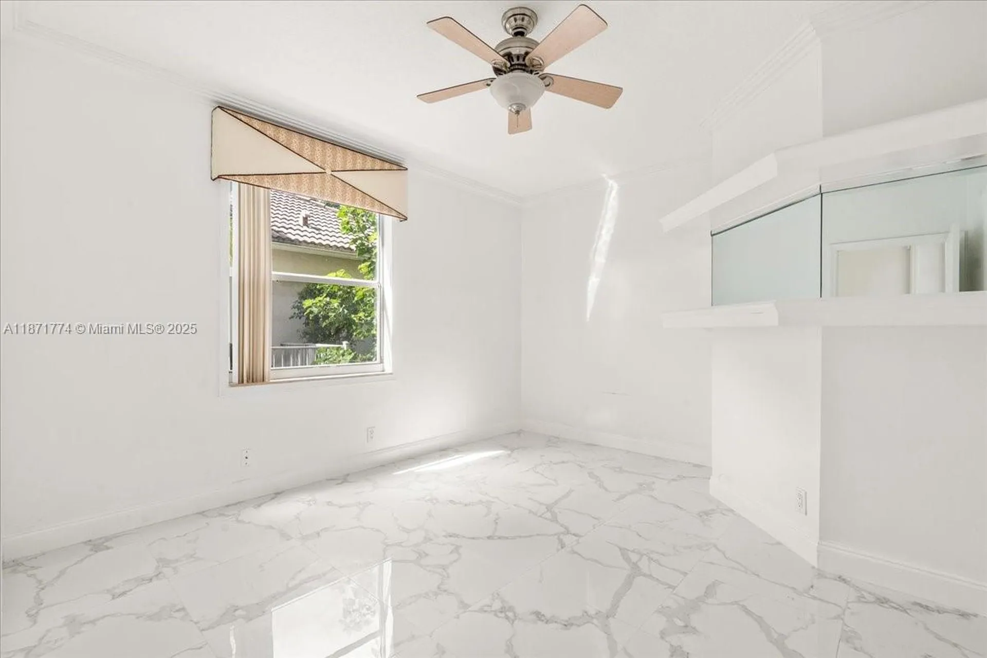 5095 NW 57th Way Coral Springs FL 33067