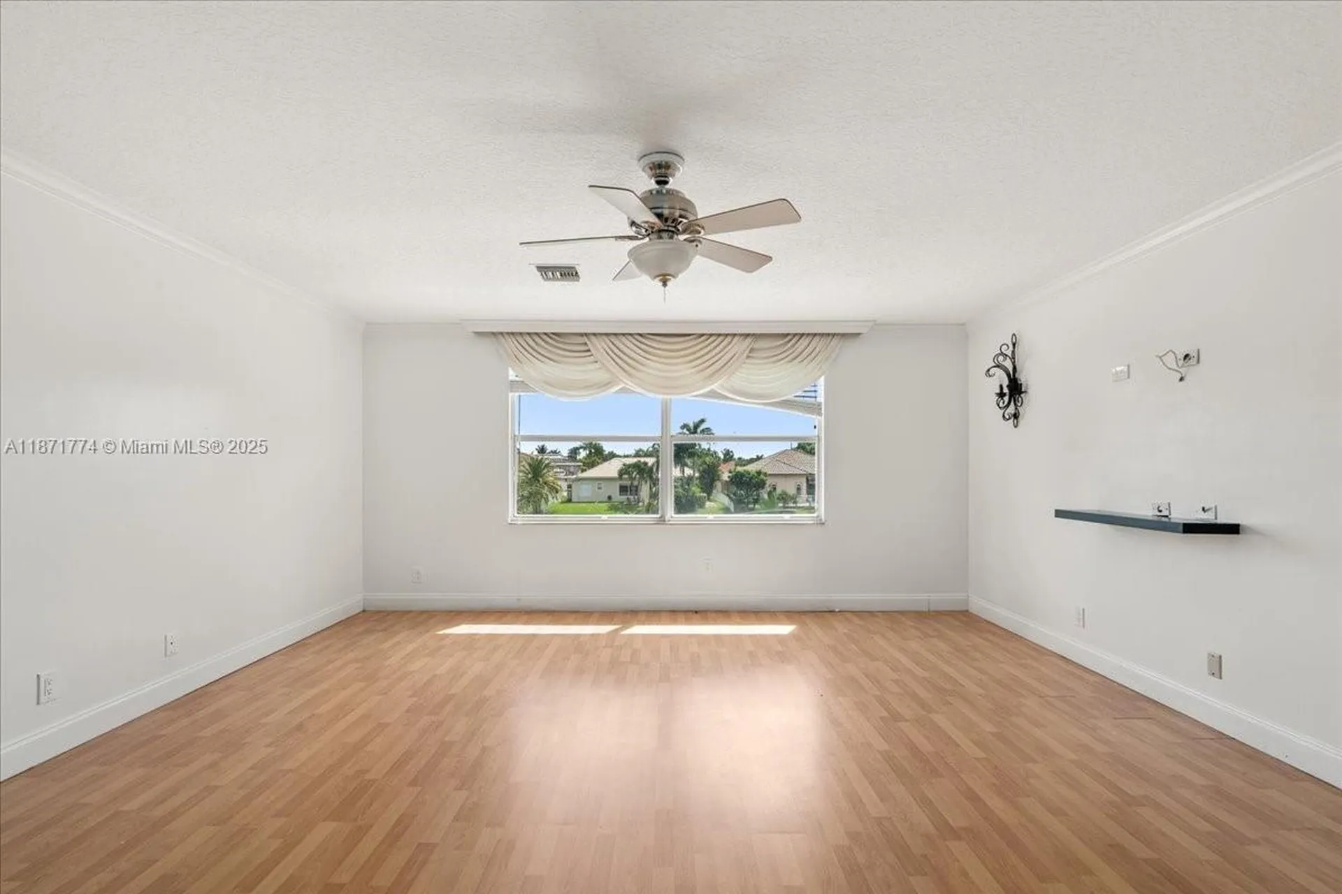 5095 NW 57th Way Coral Springs FL 33067