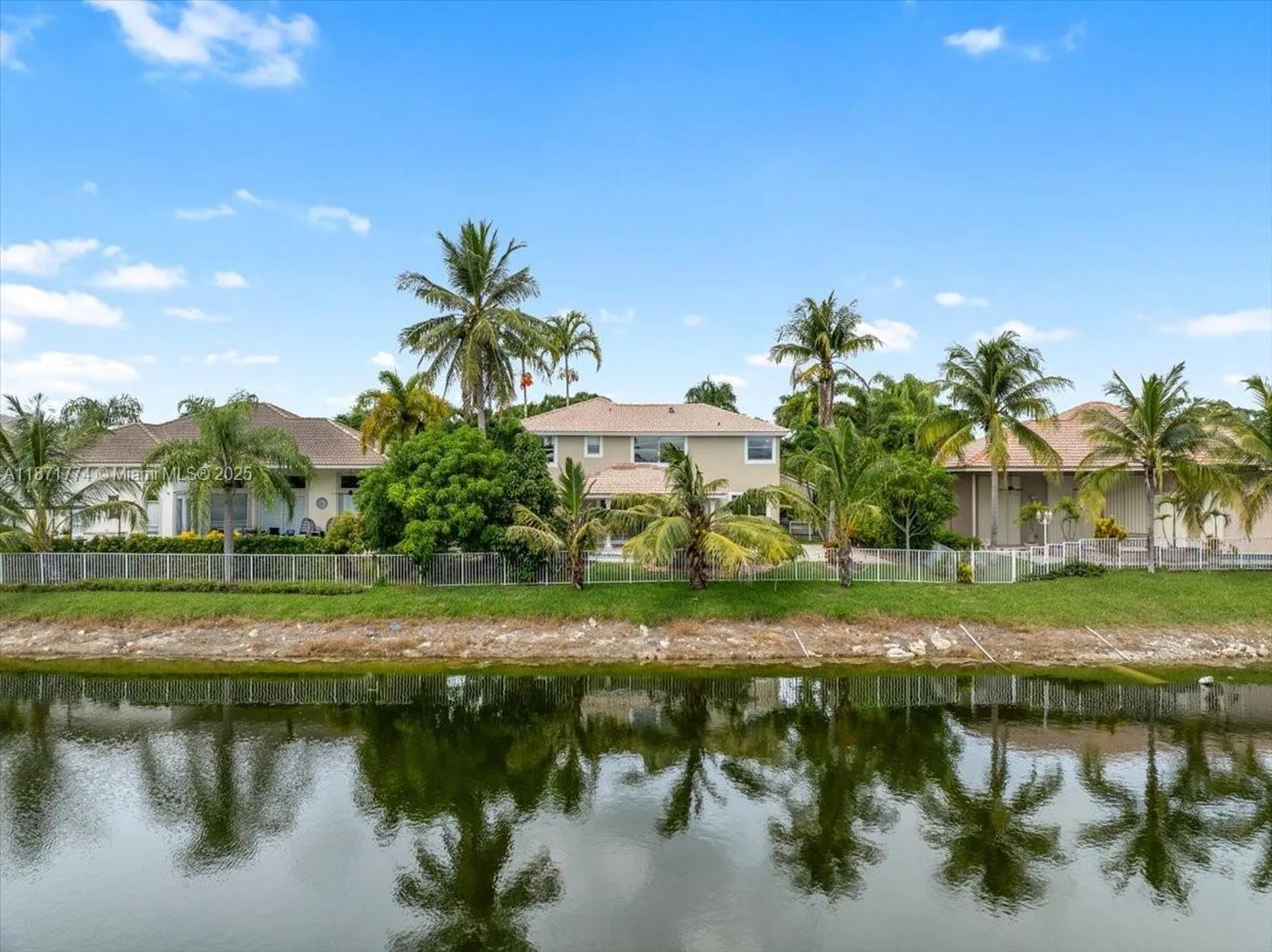 5095 NW 57th Way Coral Springs FL 33067