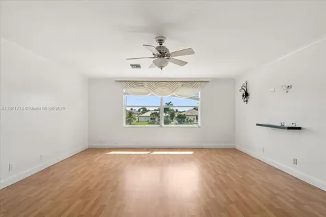 5095 NW 57th Way Coral Springs FL 33067