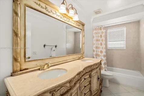 5095 NW 57th Way Coral Springs FL 33067