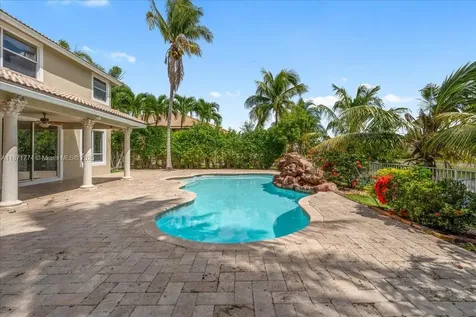 5095 NW 57th Way Coral Springs FL 33067