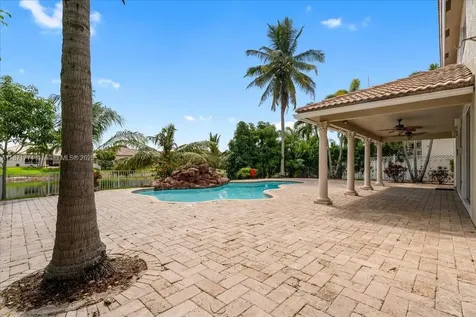 5095 NW 57th Way Coral Springs FL 33067