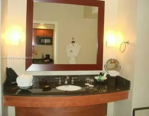 18001 Collins Avenue Sunny Isles Beach FL 33160