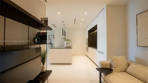 300 Biscayne Boulevard Way Miami FL 33131