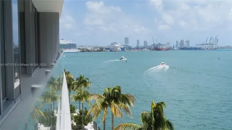 300 Biscayne Boulevard Way Miami FL 33131