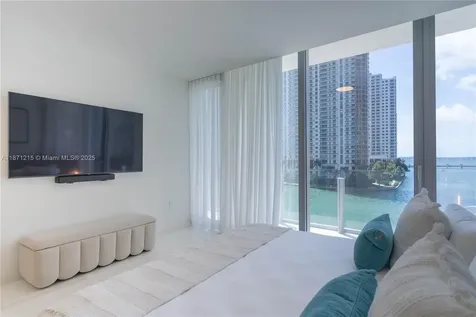 300 Biscayne Boulevard Way Miami FL 33131