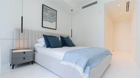 300 Biscayne Boulevard Way Miami FL 33131