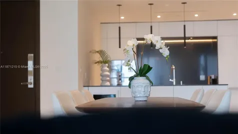 300 Biscayne Boulevard Way Miami FL 33131