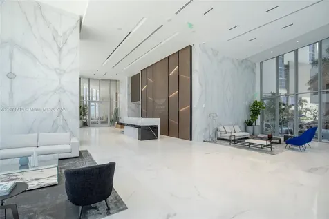 300 Biscayne Boulevard Way Miami FL 33131