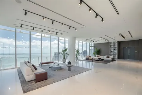 300 Biscayne Boulevard Way Miami FL 33131