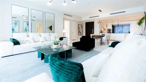 300 Biscayne Boulevard Way Miami FL 33131