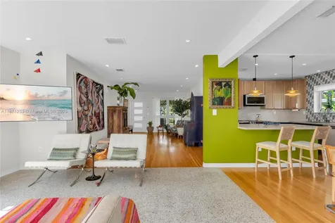 415 Velarde Avenue Coral Gables FL 33134