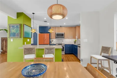 415 Velarde Avenue Coral Gables FL 33134
