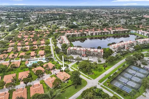 6139 Sunrise Pointe Court Delray Beach FL 33484