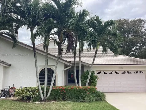 10893 N Stafford Circle N Boynton Beach FL 33436