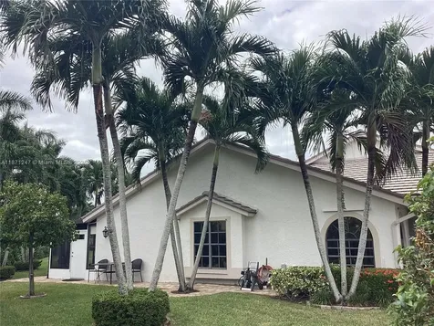 10893 N Stafford Circle N Boynton Beach FL 33436