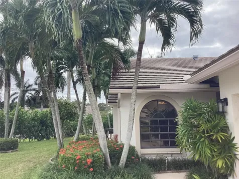 10893 N Stafford Circle N Boynton Beach FL 33436