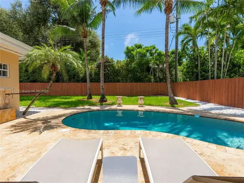 3001 S Miami Avenue Miami FL 33129