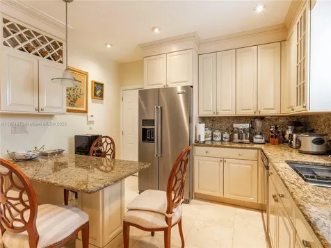 3001 S Miami Avenue Miami FL 33129